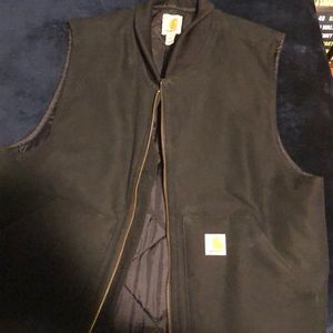 Carhartt black vest